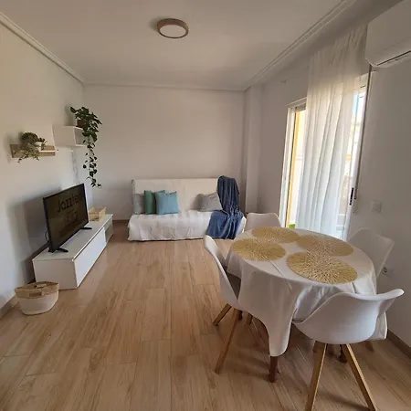 Espectacular Piso A 50 Metros Del Mar Lägenhet